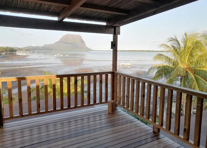 Oceanfront Le Morne Brabant View